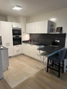 New Flat in the Quartier Latin