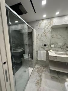 Deluxe Triple Room room in Maison Tritone