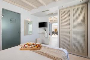Family Suite room in Iria Beach Art Hotel