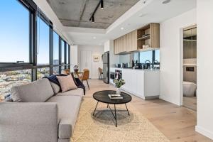 Spectacular Views from the heart of Southbank!