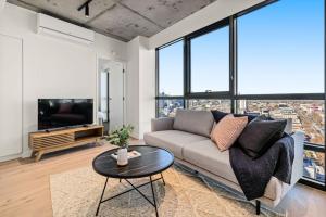 Spectacular Views from the heart of Southbank!