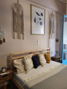 Viva la Frida Boho Apartment in Central Athens