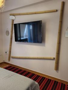 Viva la Frida Boho Apartment in Central Athens