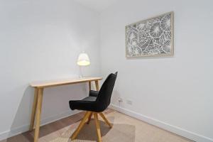 Chic Retreat Near Marvel Stadium