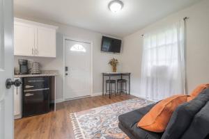 BOHO Suite! Near Downtown and Foodie Hotspots