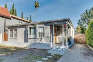 North Hollywood Getaway 14 Mi to Downtown! - نورث هوليوود