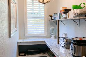 3BR Whimsical Home in a Great Location with Porch