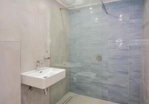 Ocean view Luxury Beachfront Self Catering Apartment