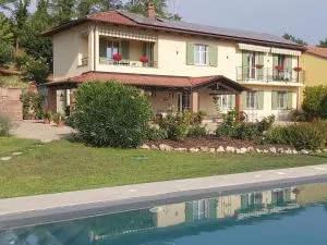 Cascina il Volo - 丘卡罗