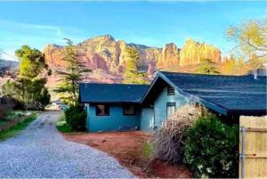 Heart of Uptown retreat estate with views and hot tubs - 4hvězdičkové hotely ve městě Sedona