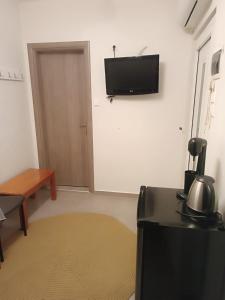 Giorgos studio Trikala