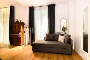 Central near Vatican by NDP rent