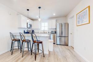 5 Rehoboth Beach House --- 20494 Coastal Highway, Unit #5