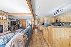 VP-A105 Village Point 3Br 3Ba