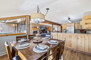 VP-A105 Village Point 3Br 3Ba