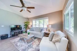 Pahoa House with Lanai, Walk to Ocean! - Kapoho