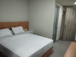 Djuragan Kamar Gatsu