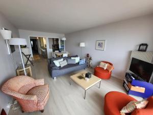 Rental Apartment Rue Trudaine Vue Mer