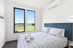 The Fairway Club 8