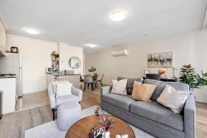 Central 1BR Southbank Apartment