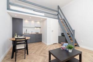 Comfortable Saint Phillip Apartments by Renters