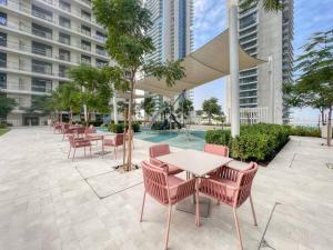 WOW! New 1BR with Atlantis views - Dubai Harbour