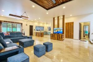 IN 4BHK VILLA LONAVALA