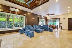 IN 4BHK VILLA LONAVALA