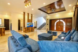 IN 4BHK VILLA LONAVALA