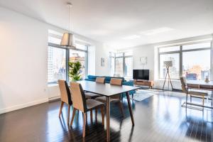 Tribeca 1br w roof deck nr world trade center NYC-1356