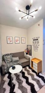 Studio Unit-8 Spatial Condo