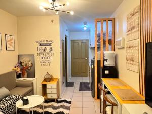 Studio Unit-8 Spatial Condo