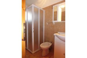 Cozy one bedroom apartment with pool and AC