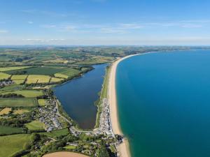 17 At The Beach, Torcross