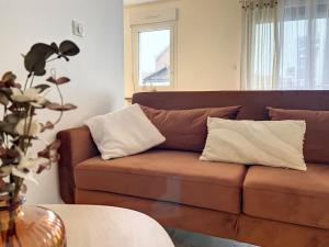 Le Julia - Neuf - Gare et garage