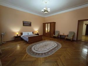 Apartment in Maria Zankovetska theatre