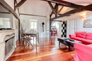 Appartements Nid d-Artiste - 5min a pied du chateau : photos des chambres
