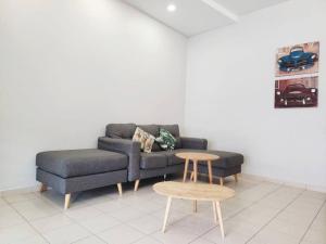 Tmn seri botani ipoh greece 4br 14pax mahjong