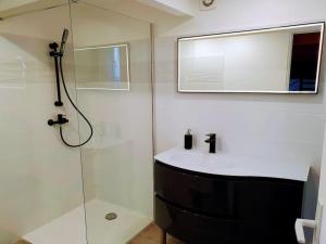 Appartement indépendant en rdc dans propriété