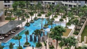 Taman Anggrek Residence by Micky Studio