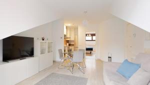 Ático con terraza en playa de San Lorenzo