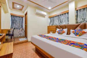 FabHotel Silver Inn - CG road