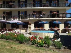Hotels Le Relais du Galibier : photos des chambres