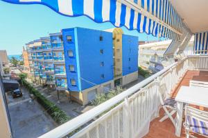 LITORAL COSTA DORADA - MAR AZUL Only families