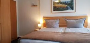 Zur Eiche - Pension - Rötha