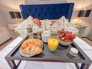 Stunning Studio Garden House - Free Wifi & Parking