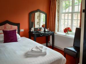 Hitchin Priory Hotel