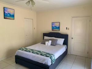 Quaint Escape - Kingston City old