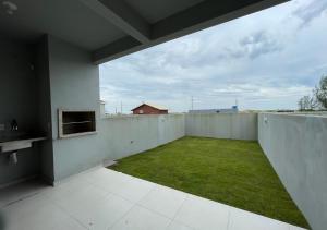 Villa Kalani, Casa 03. Na quadra do mar