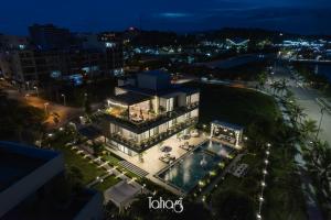 Tahagi Villa Tuan Chau Ha Long by HOFs